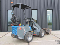 Chargeuse sur pneus Giant D204SW minishovel wiellader puinriek en palletvork