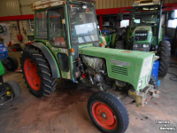 Tracteur pour vignes et vergers Fendt 203 p
