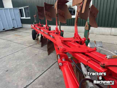Charrues Vogel & Noot plus xms 950 vario