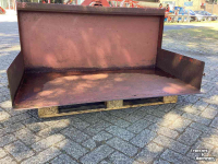 Transport godets de tracteur  Trekkerbakje