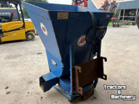 Épandeur de sciure pour des logettes AP ZV1250FB