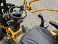 Chargeuse sur pneus Eurotrac w11 shovel loader miniloader