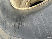 Roues, Pneus, Jantes, Barillets Jumelage  4 Banden 24x20.5