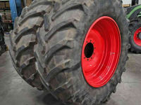 Roues, Pneus, Jantes, Barillets Jumelage Trelleborg 650/65R42 TM800