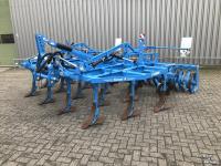 Cultivateur Lemken Karat 9/400 met flexringwals