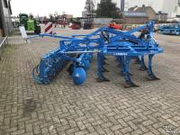 Cultivateur Lemken Karat 9/400 met flexringwals
