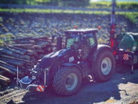 Poids frontaux Valtra trekkerbumper + frontgewicht  (tractorbumper / Unterfahrschutz)