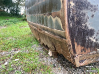 Mélangeuse automotrice  DICHTE BAK / CLAAS AANSLUITING