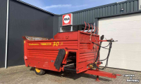 Distributeur de fourrage en bloc Schuitemaker AMIGO 30S