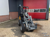 Chargeuse sur pneus Giant D332SWT