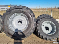 Roues, Pneus, Jantes, Barillets Jumelage Alliance 520/85R38 & 420/70R28 ploegbanden