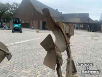 Charrues  goizin 5 schaar ploeg