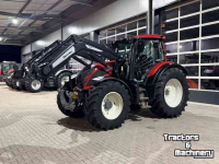 Tracteur Valtra N134 Hitech met FH+PTO en voorlader!