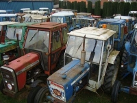 Tracteur Massey Ferguson 133 - 135 - 155 - 158 - 165 - 188 - 245 - 250 - 255 - 265 - 285