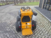 Chargeuse compacte Giant sk252d