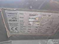 Chargeuse compacte Giant sk252d