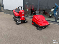 Balayeuses et balayeuses aspirantes M-Sweep Veegmachines