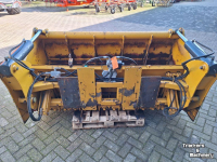 Distributeur de fourrage en bloc Mammut SILO CAT 220 M