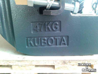 Poids frontaux Kubota frontgewichten 25, 47, 900 of 1200 kg