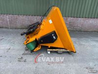 Épandeur de sciure pour des logettes Giant VDB 1000