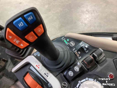 Tracteur pour vignes et vergers Massey Ferguson 3 V 95 Dyna 2 Fruit Fruitteelt smalspoor