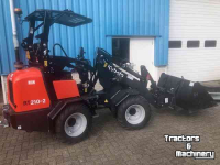 Chargeuse sur pneus Kubota RT 210 - 2
