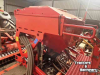 Semoir Combination Kuhn HRB 302 met Velta LC 302