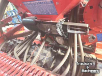Semoir Combination Kuhn HRB 302 met Velta LC 302