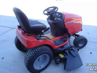 Tracteur Tondeuse Autoporté Simplicity SLT275SD Zitmaaier DEMO