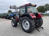 Tracteur Case-IH 845 XLA + Mailleux frontlader