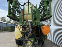 Pulvérisateur Amazone UX5200