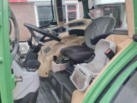 Tracteur Fendt 211 VARIO
