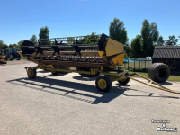 Moissonneuse batteuse New Holland TX 36