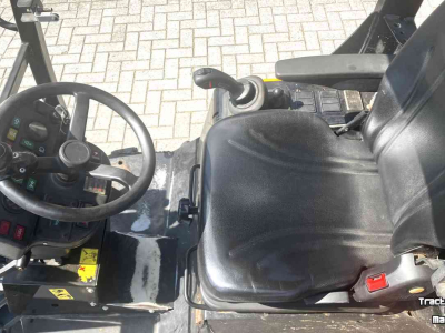 Chargeuse sur pneus Giant V 452 T HD
