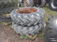 Roues, Pneus, Jantes, Barillets Jumelage Molcon 14,9 x 30