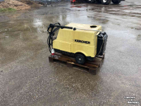 Nettoyeur à haute pression Chaud/Froid Karcher HDS 690