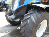 Tracteur New Holland T7000 Series