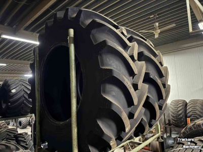 Roues, Pneus, Jantes, Barillets Jumelage Vredestein 710/75R42