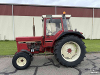 Tracteur International 845XL 2wd