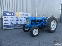 Tracteurs anciens Fordson Super Major