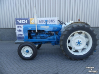 Tracteurs anciens Fordson Super Major