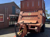 Autochargeuse Taarup 465