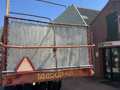 Autochargeuse Taarup 465