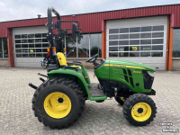 Tracteur pour horticulture John Deere 3025E Compact Tractor