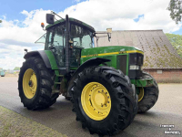 Tracteur John Deere 7810