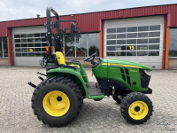 Tracteur pour vignes et vergers John Deere 3025E