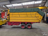 Remorque à aspirateur de feuilles / d‘herbe  Zuigwagen / Opvangwagen met zuigunit en eigen motor