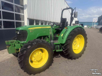 Tracteur John Deere 5055E