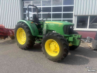 Tracteur John Deere 5055E