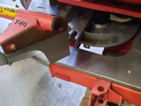 Distributeur d‘engrais Kuhn GLB 1400 kunstmeststrooier